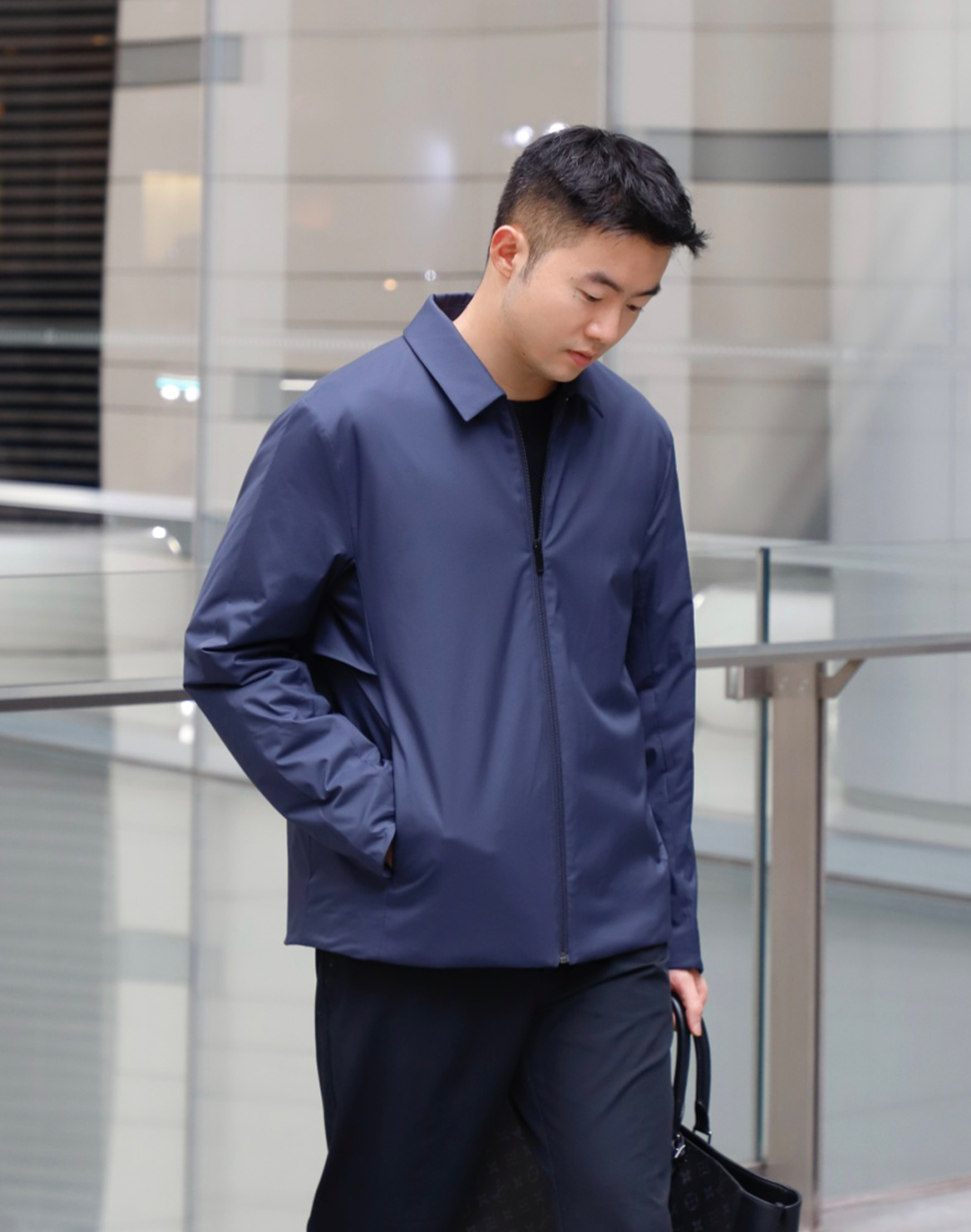 精英实测 | 这件冬衣，如何「静」御寒冬？轮播画面 3